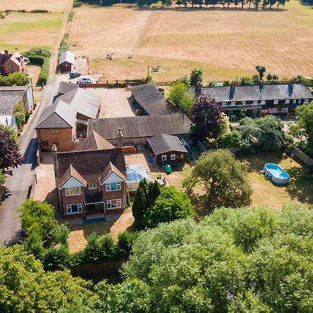 Redbrook Farm Bnb - Gateway To The New Forest ฟอร์ดิงบริดจ์ ภายนอก รูปภาพ