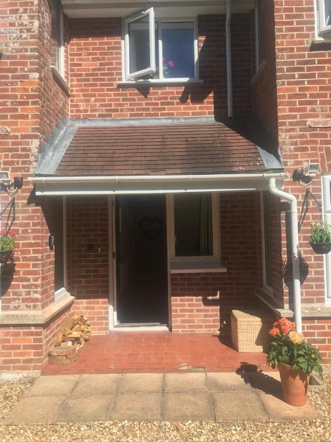 Redbrook Farm Bnb - Gateway To The New Forest ฟอร์ดิงบริดจ์ ภายนอก รูปภาพ