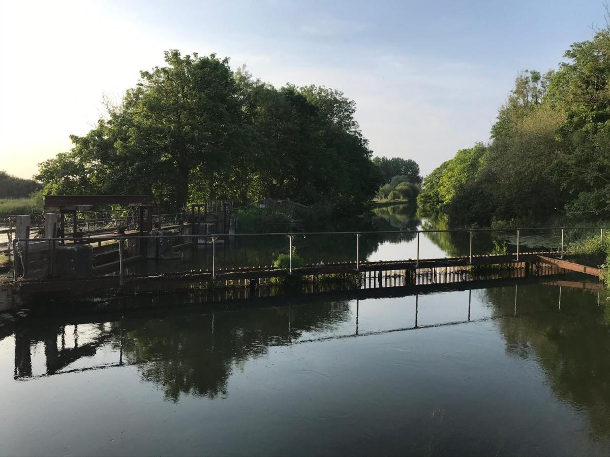 Redbrook Farm Bnb - Gateway To The New Forest ฟอร์ดิงบริดจ์ ภายนอก รูปภาพ
