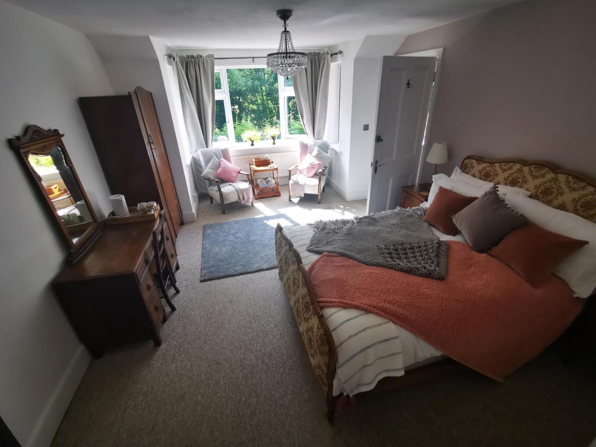 Redbrook Farm Bnb - Gateway To The New Forest ฟอร์ดิงบริดจ์ ภายนอก รูปภาพ