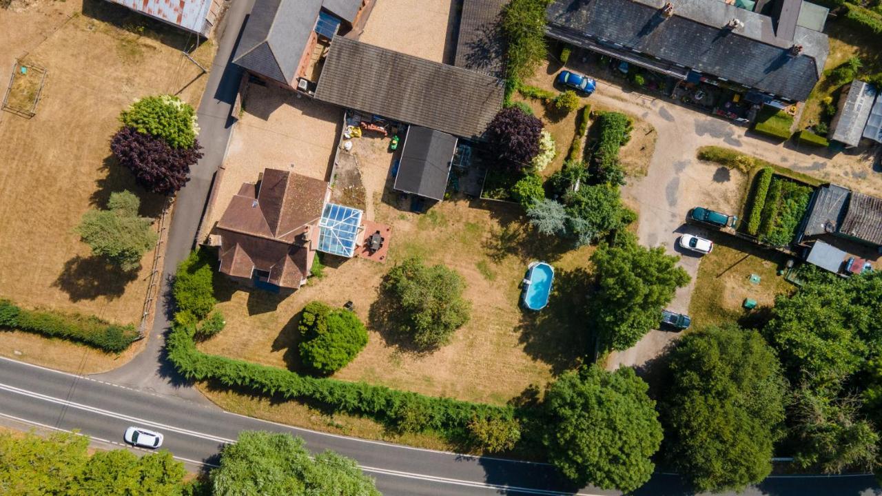 Redbrook Farm Bnb - Gateway To The New Forest ฟอร์ดิงบริดจ์ ภายนอก รูปภาพ